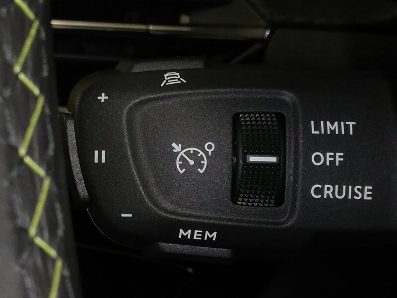 Used Peugeot 2008 2022 for sale - 77933306: Photo 18