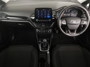 Used Ford Fiesta 2018 for sale - 77085780: Photo