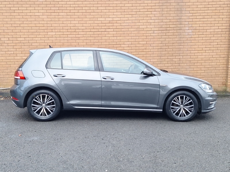Used Volkswagen Golf 2018 for sale - 77623921: Photo 4