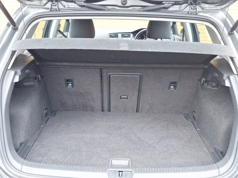 Used Volkswagen Golf 2018 for sale - 77623921: Photo 8