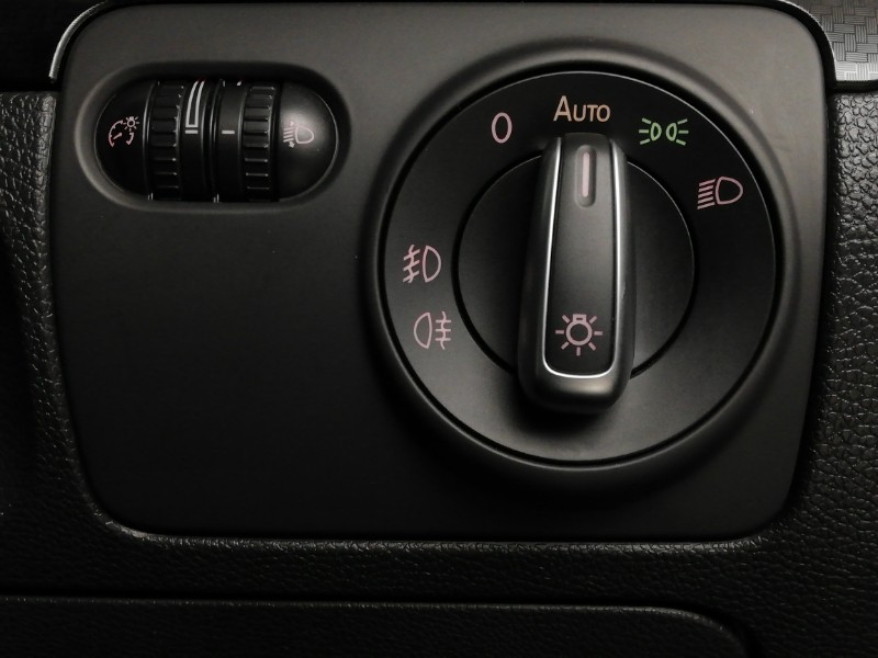 Used Volkswagen Scirocco 2017 for sale - 77999958: Photo 19