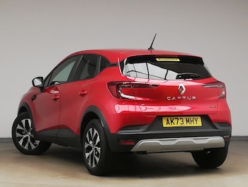 Used Renault Captur 2023 for sale - 77881692: Photo