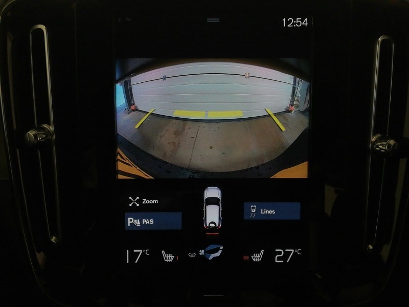 Used Volvo XC40 2021 for sale - 77544127: Photo 11