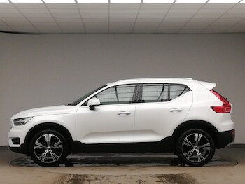 Used Volvo XC40 2021 for sale - 77544127: Photo