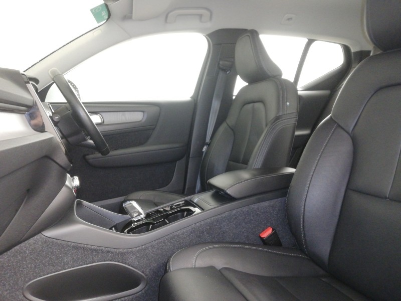 Used Volvo XC40 2021 for sale - 77544127: Photo 5