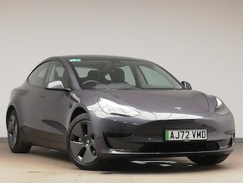 2022 - RWD 4dr Auto