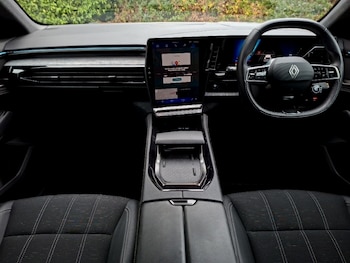 Used Renault Austral 2024 for sale - 79517216: Photo