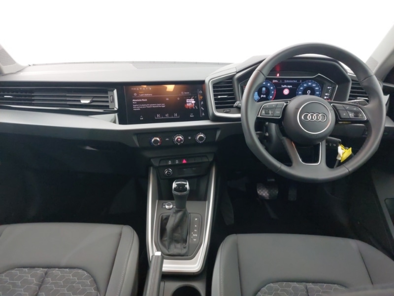 Used Audi A1 2024 for sale - 78225165: Photo 2