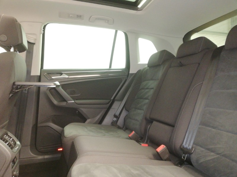 Used Volkswagen Tiguan 2018 for sale - 76732040: Photo 6