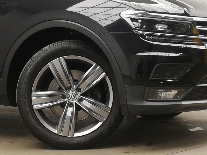 Used Volkswagen Tiguan 2018 for sale - 76732040: Photo 9