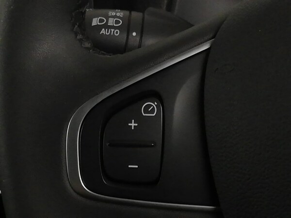 Used Renault Clio 2017 for sale - 76269266: Photo 18
