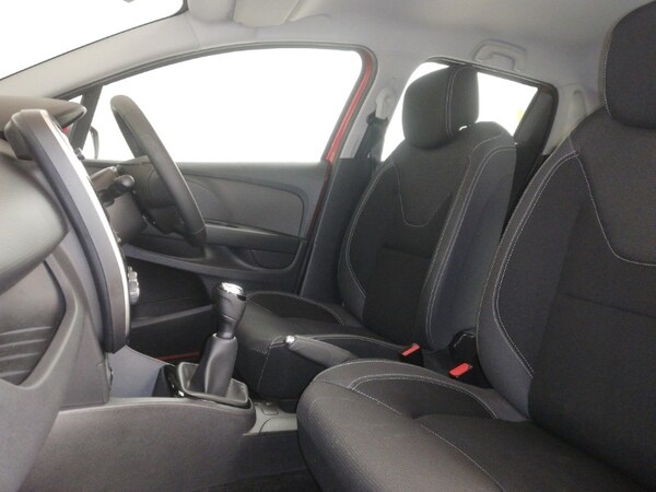 Used Renault Clio 2017 for sale - 76269266: Photo 5