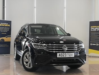 Used Volkswagen Tiguan Allspace 2023 for sale - 79235504: Photo