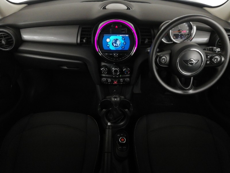 Used MINI Hatch 2018 for sale - 77105405: Photo 2