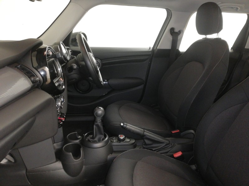 Used MINI Hatch 2018 for sale - 77105405: Photo 5