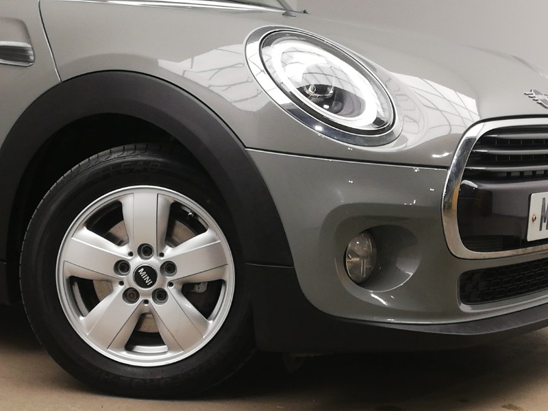 Used MINI Hatch 2018 for sale - 77105405: Photo 9