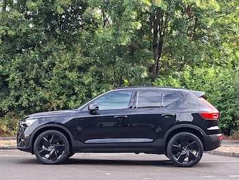 Used Volvo XC40 2025 for sale - 79707228: Photo