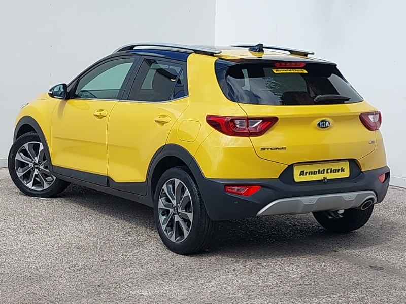 Used Kia Stonic 2018 for sale - 76393231: Photo 3