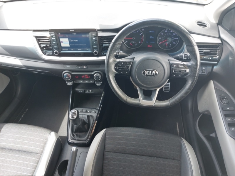 Used Kia Stonic 2018 for sale - 76393231: Photo 7
