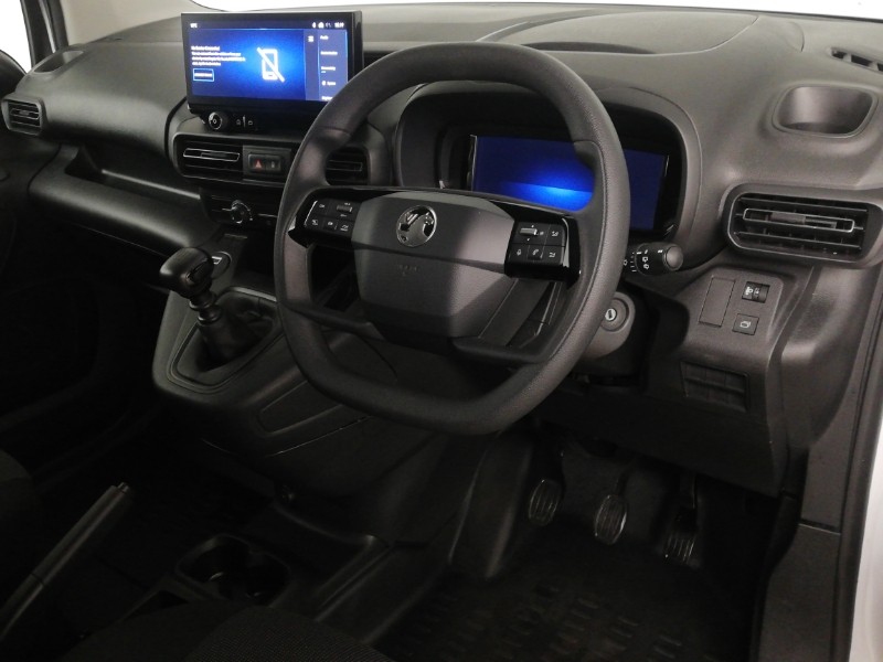 Used Vauxhall Combo 2024 for sale - 76343732: Photo 2