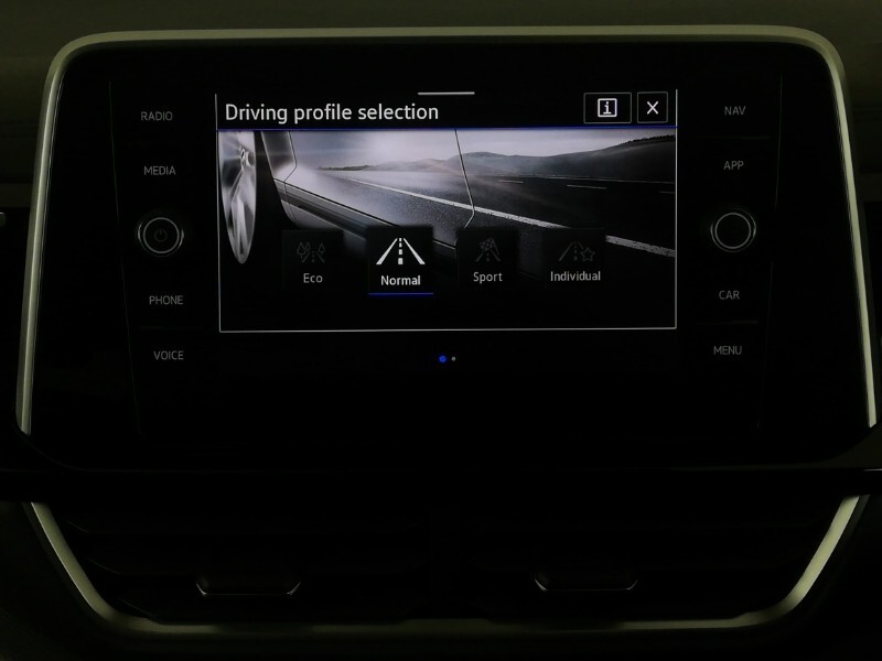 Used Volkswagen T-Roc 2025 for sale - 77062576: Photo 17