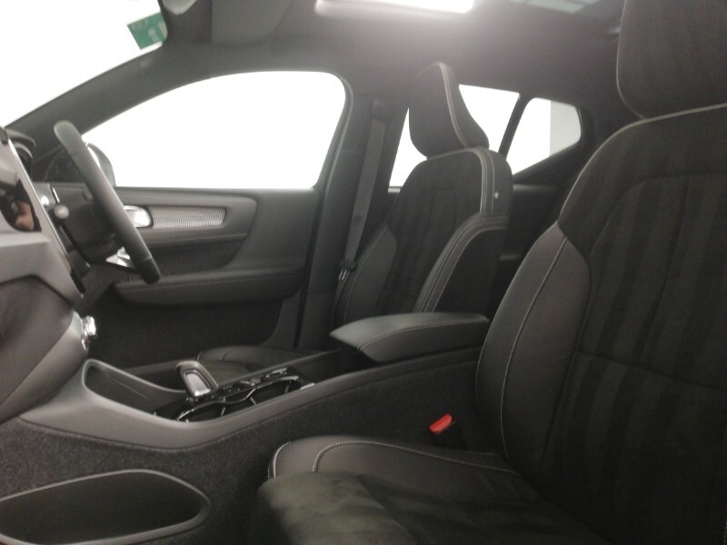 Used Volvo XC40 2022 for sale - 77716649: Photo 5