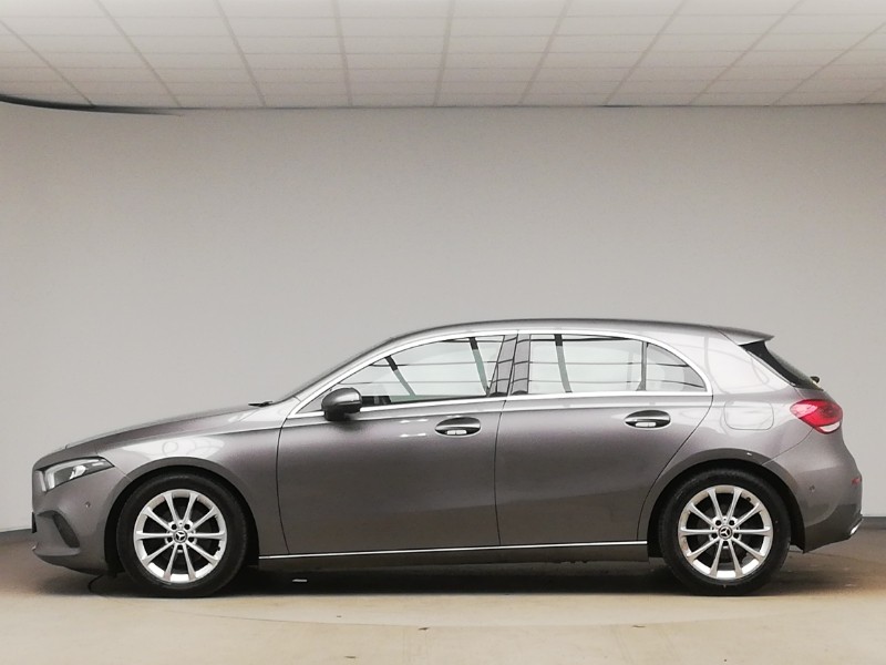 Used Mercedes-Benz A-Class 2018 for sale - 77988061: Photo 4