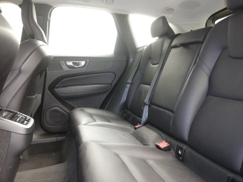 Used Volvo XC60 2023 for sale - 77405195: Photo 6