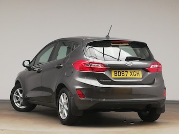 Used Ford Fiesta 2017 for sale - 76507132: Photo