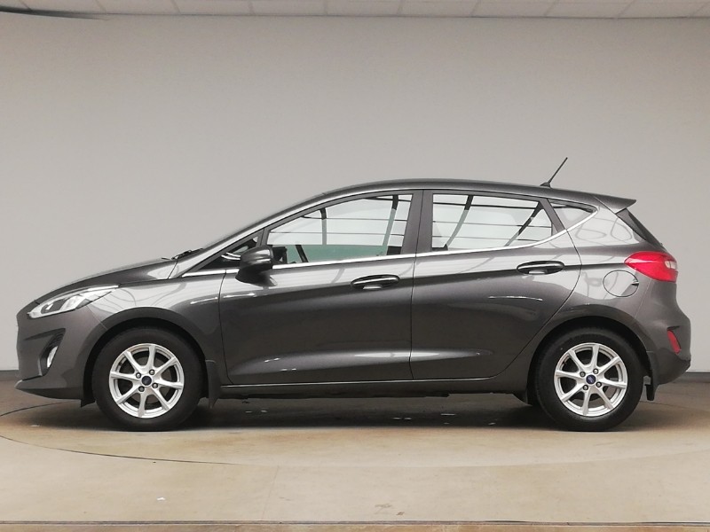 Used Ford Fiesta 2017 for sale - 76507132: Photo 4