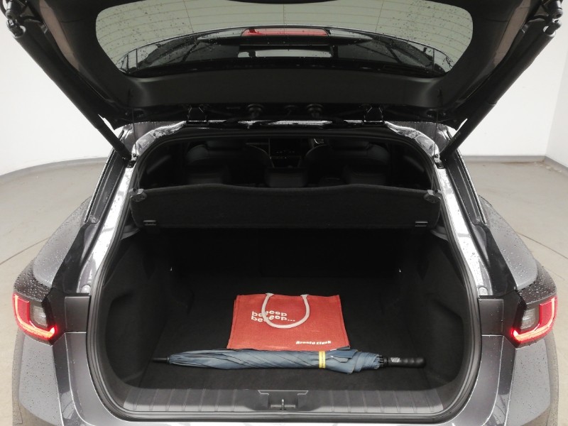Used Lexus LBX 2024 for sale - 76165972: Photo 8