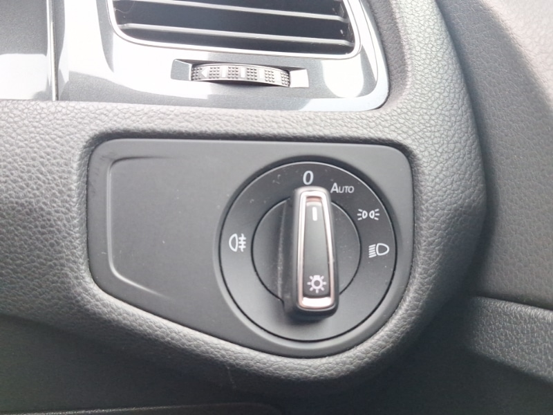 Used Volkswagen Golf 2018 for sale - 77771627: Photo 12