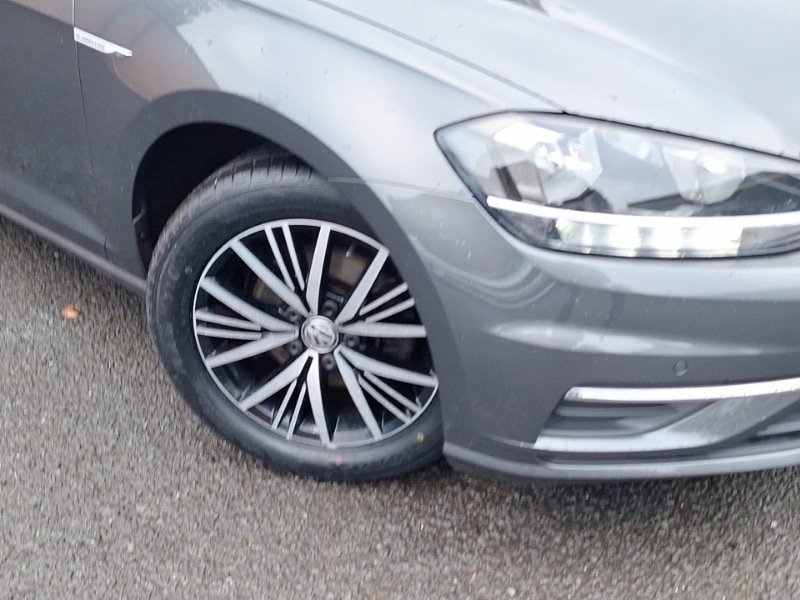 Used Volkswagen Golf 2018 for sale - 77771627: Photo 9