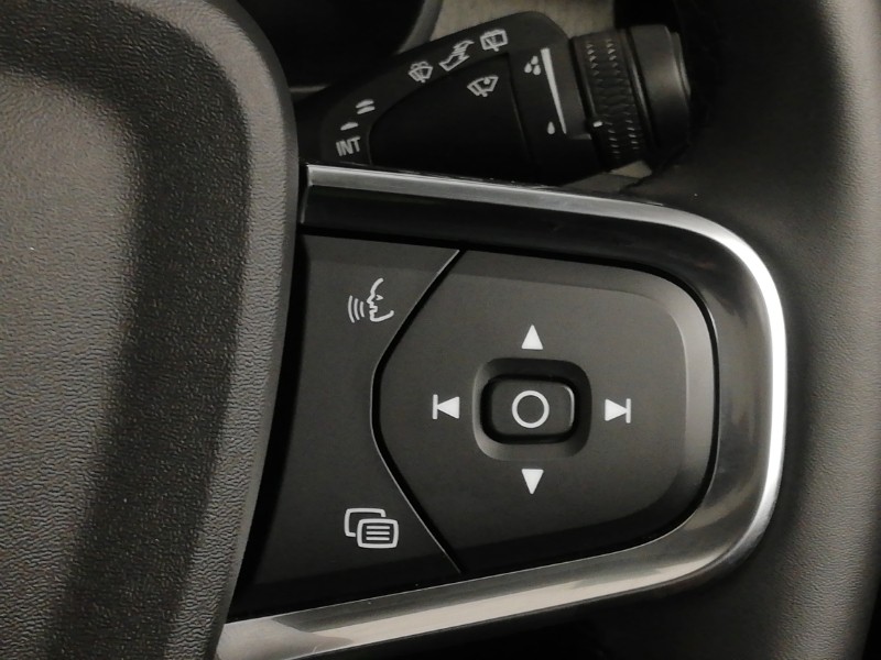 Used Volvo XC40 2024 for sale - 76860665: Photo 19