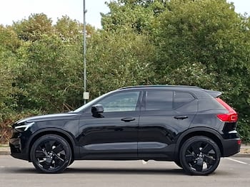 Used Volvo XC40 2025 for sale - 79768645: Photo