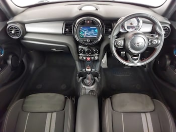 Used MINI Hatch 2019 for sale - 78442027: Photo