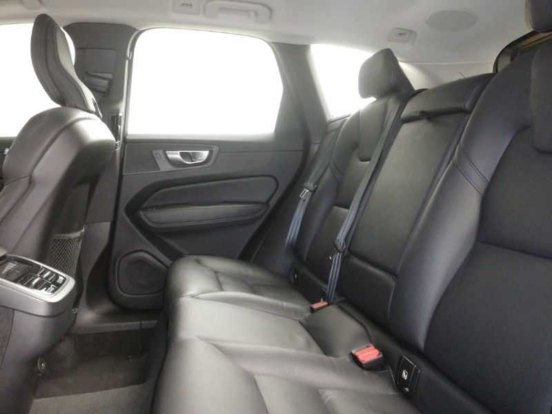 Used Volvo XC60 2023 for sale - 77173682: Photo 6