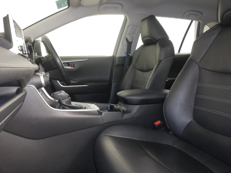 Used Toyota RAV4 2019 for sale - 76208338: Photo 5