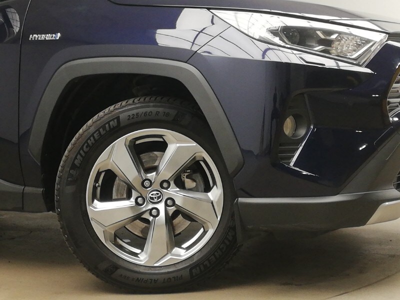 Used Toyota RAV4 2019 for sale - 76208338: Photo 9