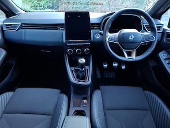 Used Renault Clio 2025 for sale - 79567087: Photo