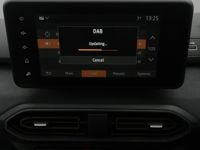 Used Dacia Sandero Stepway 2024 for sale - 77573240: Photo 12