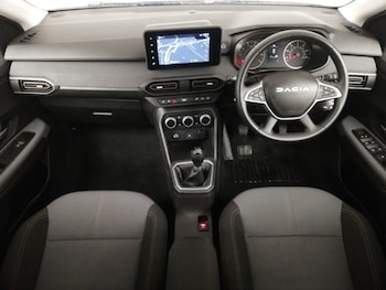 Used Dacia Sandero Stepway 2024 for sale - 77573240: Photo