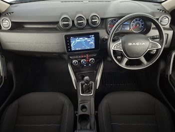 Used Dacia Duster 2024 for sale - 79207572: Photo