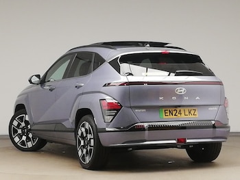 Used Hyundai KONA 2024 for sale - 76309119: Photo 3