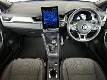 Used Renault Captur 2024 for sale - 79238714: Photo
