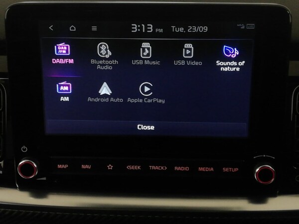 Used Kia Stonic 2023 for sale - 76054781: Photo 14