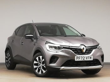 Used Renault Captur 2023 for sale - 77689678: Photo