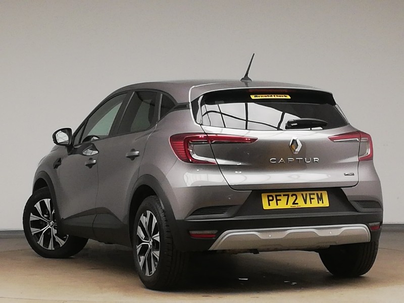Used Renault Captur 2023 for sale - 77689678: Photo 3