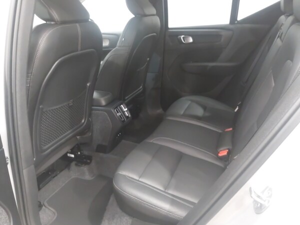 Used Volvo XC40 2024 for sale - 76180548: Photo 6