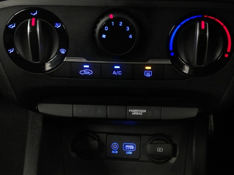 Used Hyundai i20 2020 for sale - 76543880: Photo 14